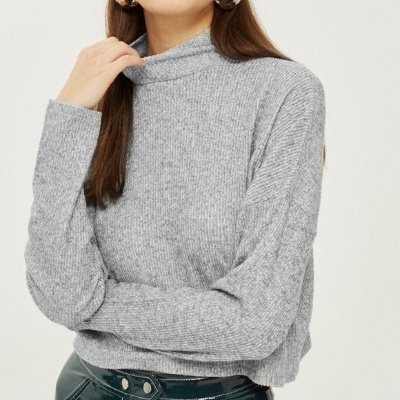 Crop funnel neck sweater Clearance